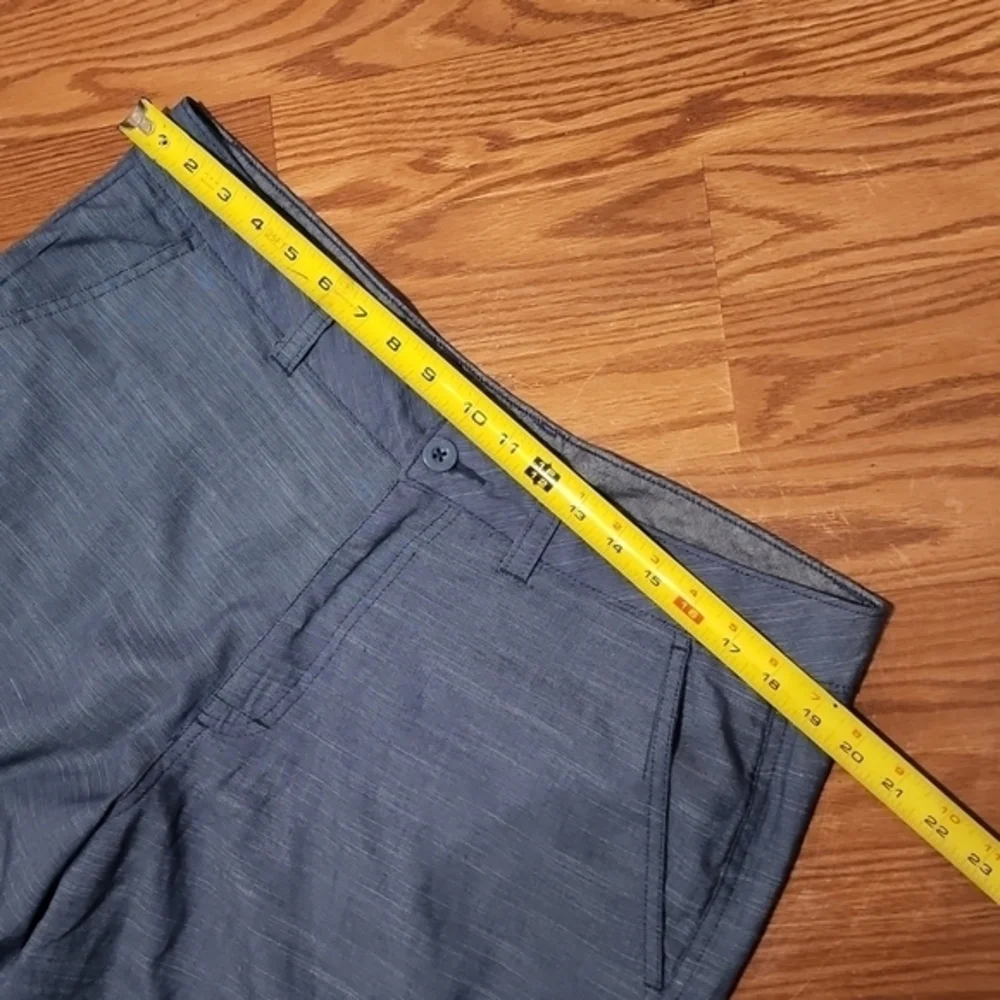 O'Neill short‎ size 36